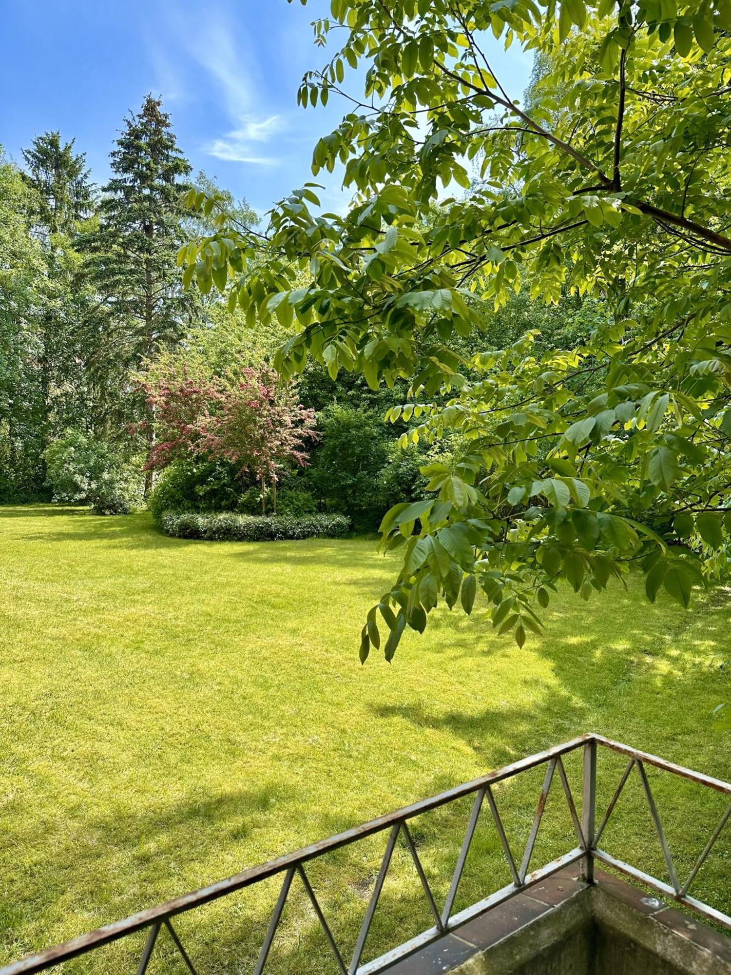 Mundsburger Damm 30 In Hamburg Villa Exteriör bild